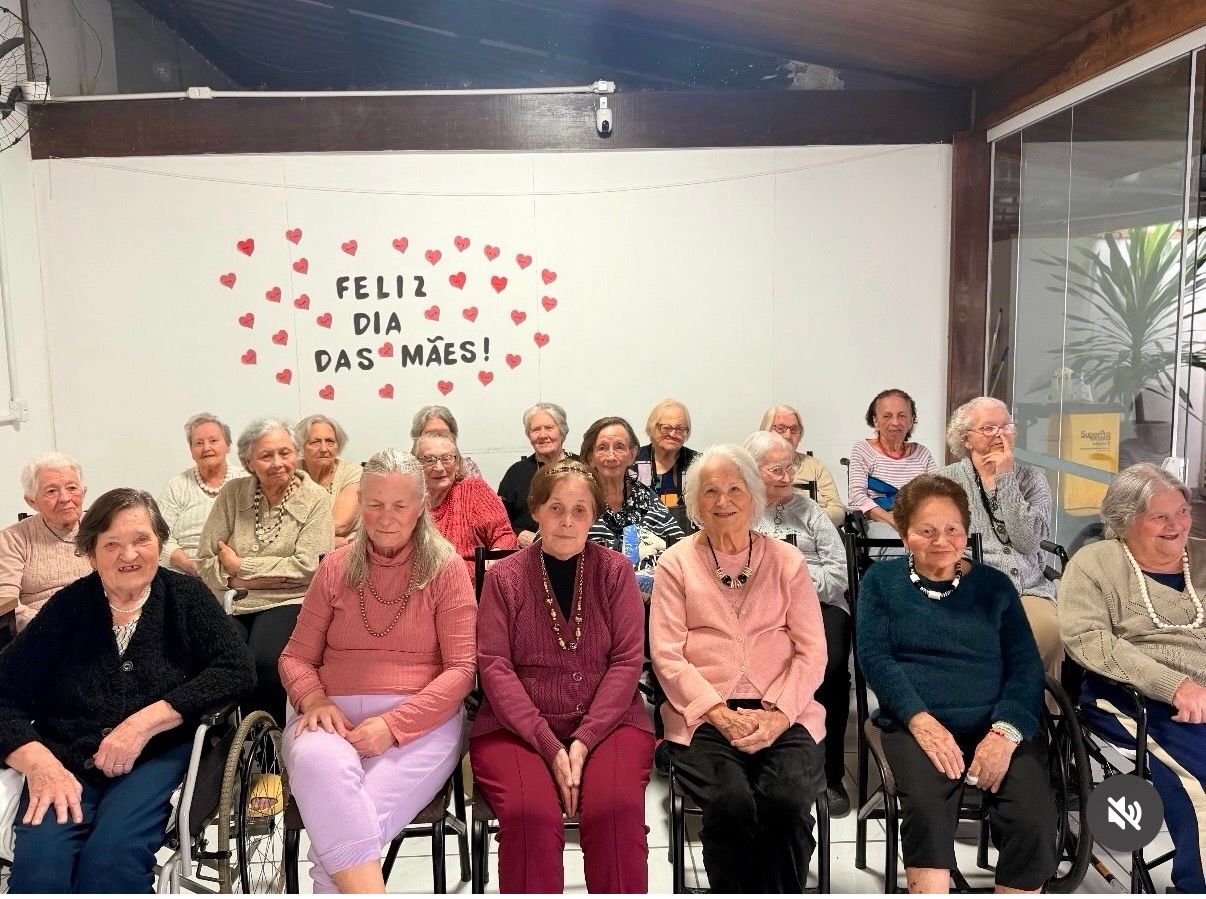 Comemoração do Dia das Mães com as famílias